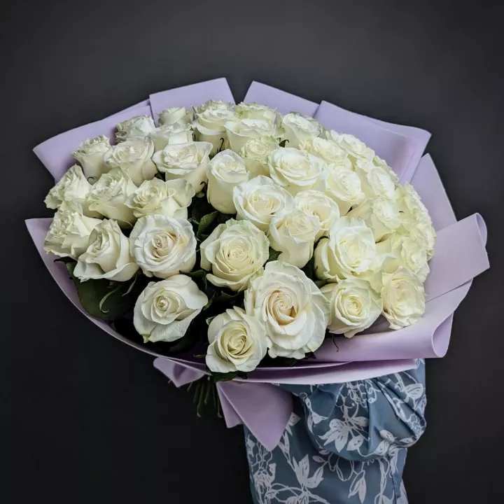 Букет из 45 белых роз Mondial - фото 